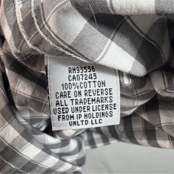 Marc Ecko Cut & Sew Mens Short Sleeve Plaid Button Up Shirt 0629 - Picture 7 of 12